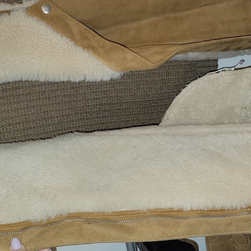 JOIE Brinley Lamb Fur Suede Vest in Natural - Picture 3 of 14